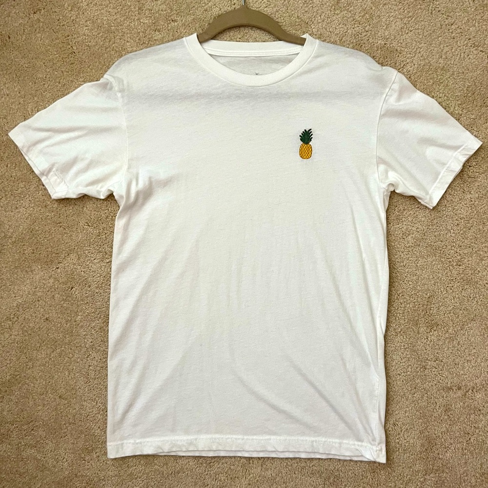 Riot society pineapple tee